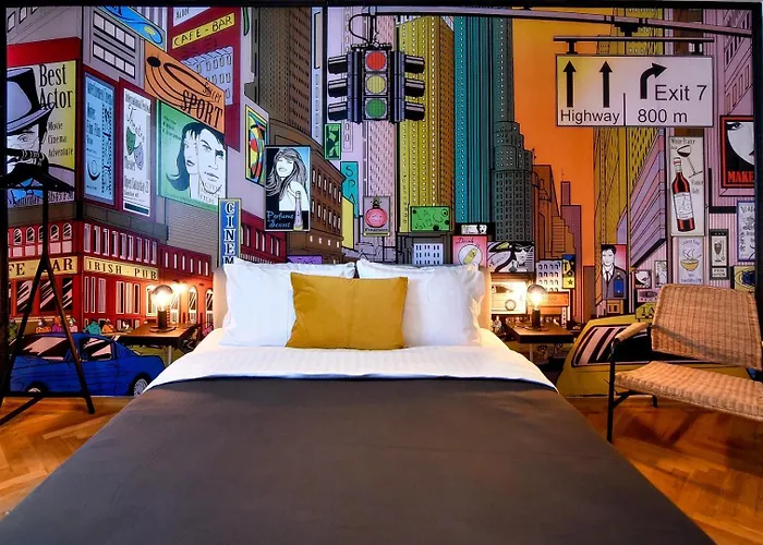 Vibrant Charm - Cozy Studio In The Heart Of The City